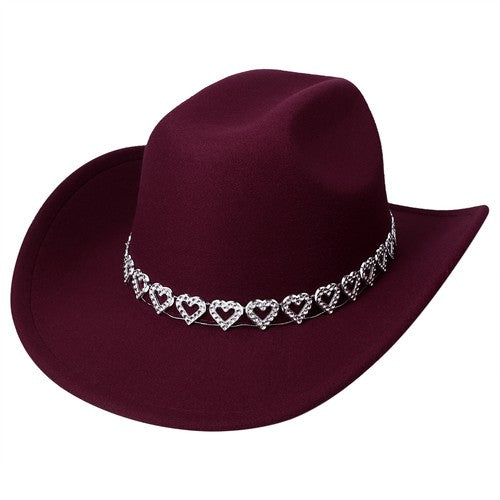 Retro Cowgirl Hat with Heart-Shaped Chain - Boniskiss