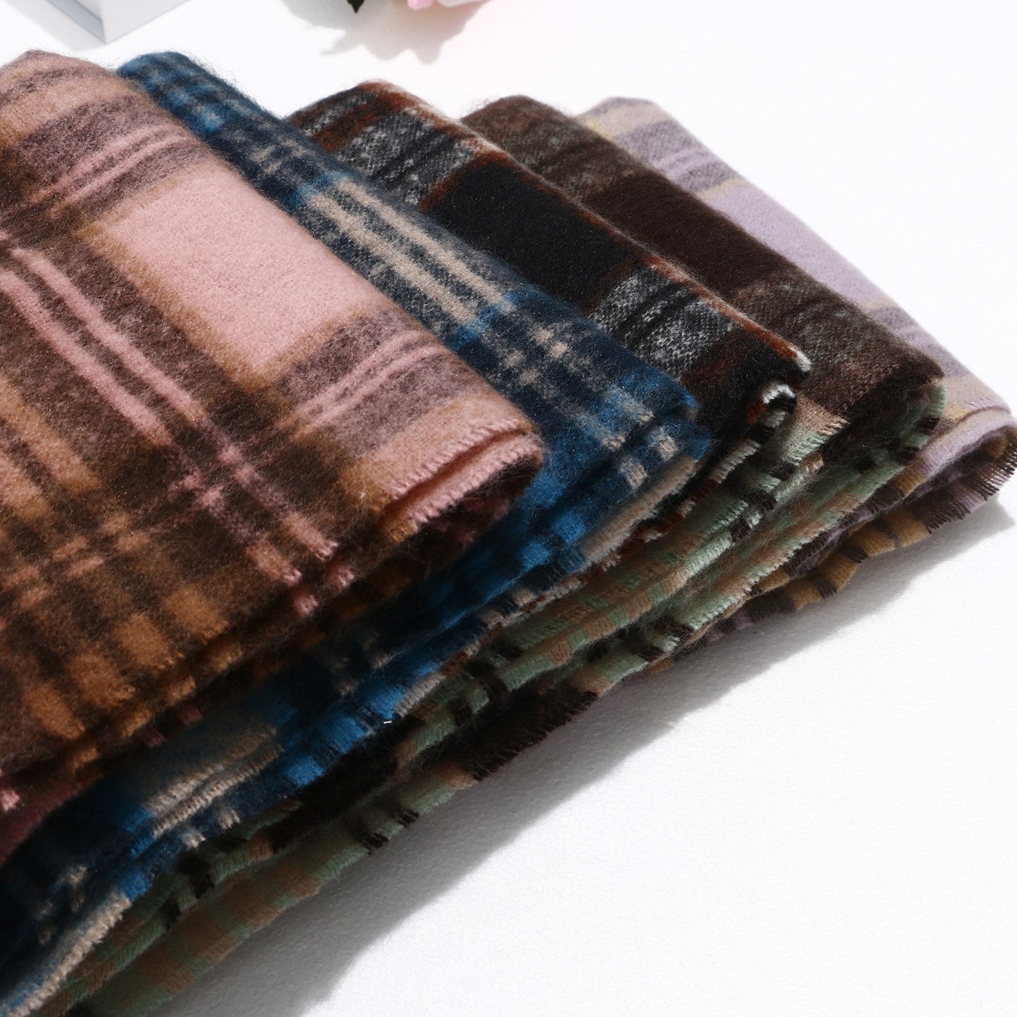 Boniskiss Unisex Fall Winter Faux Cashmere Plaid Scarf with Tassel