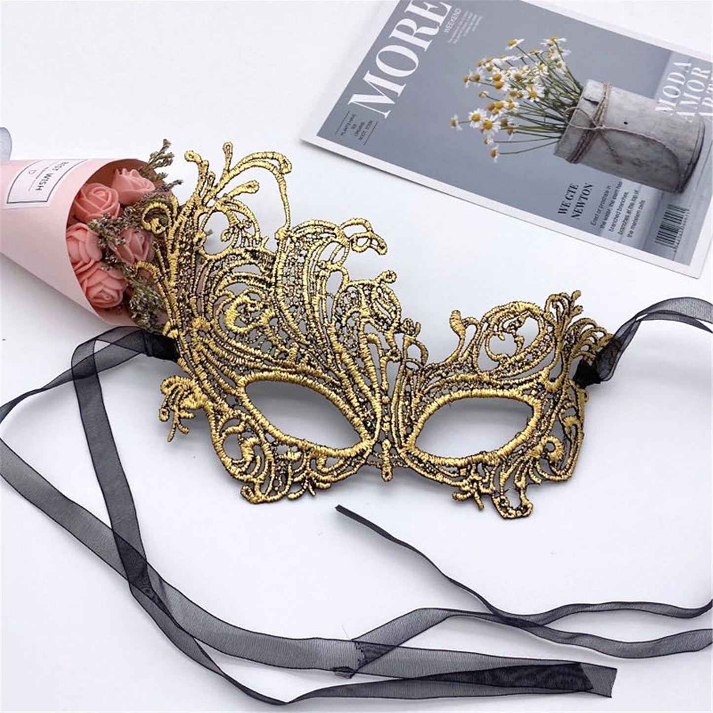 Boniskiss 4PCs Women's Venetian Gold Lace Mask Set - Party Masquerade Mardi Gras Eye Mask Set