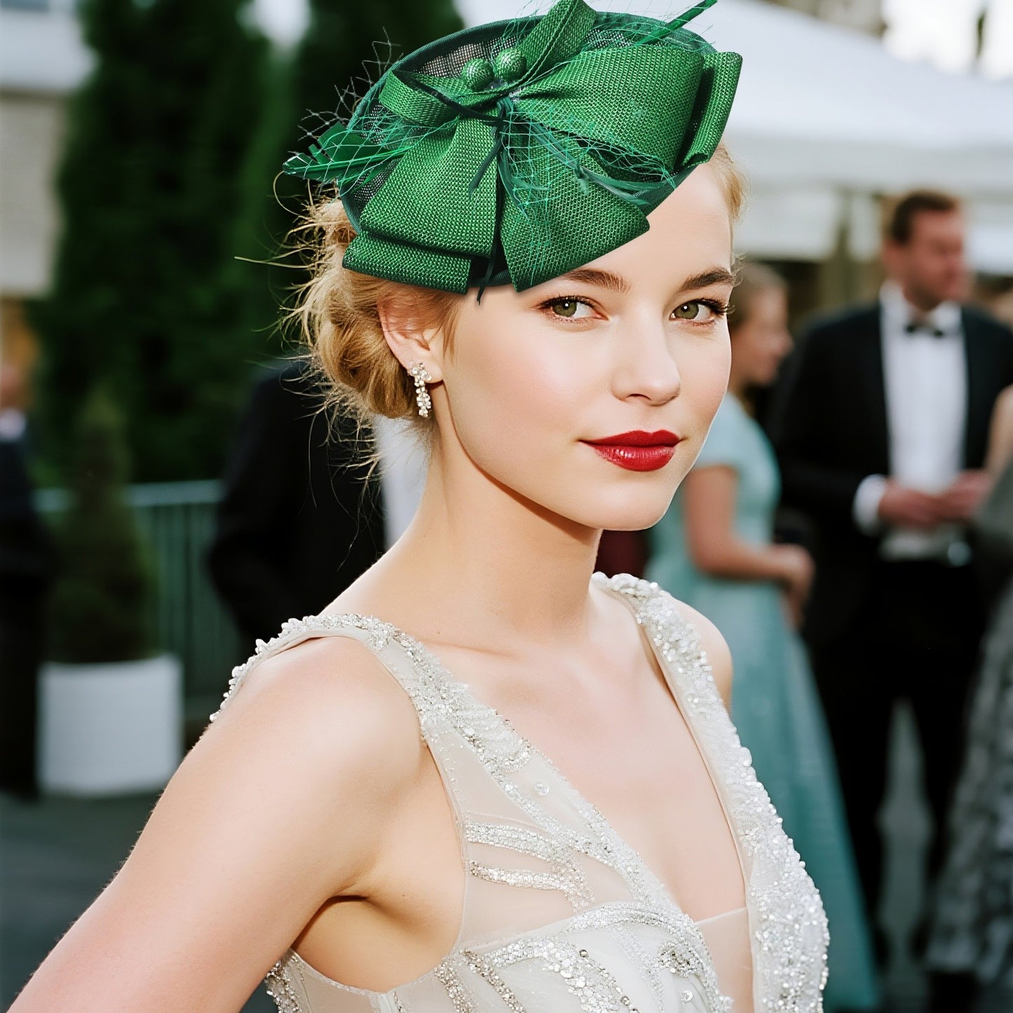 Boniskiss Elegant Veil Feather Fascinator Mini Top Hat