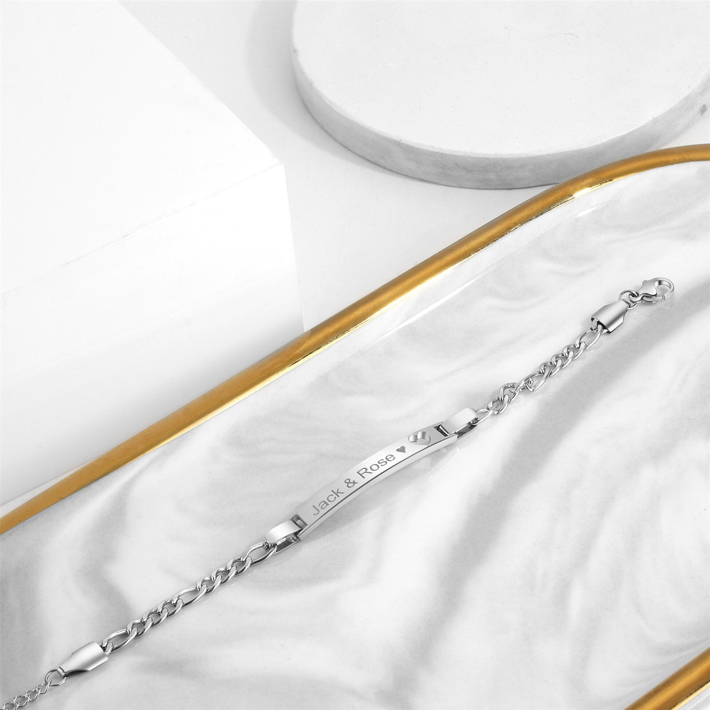 Personalized Love Heart Figaro Link Chain Bracelet - Boniskiss