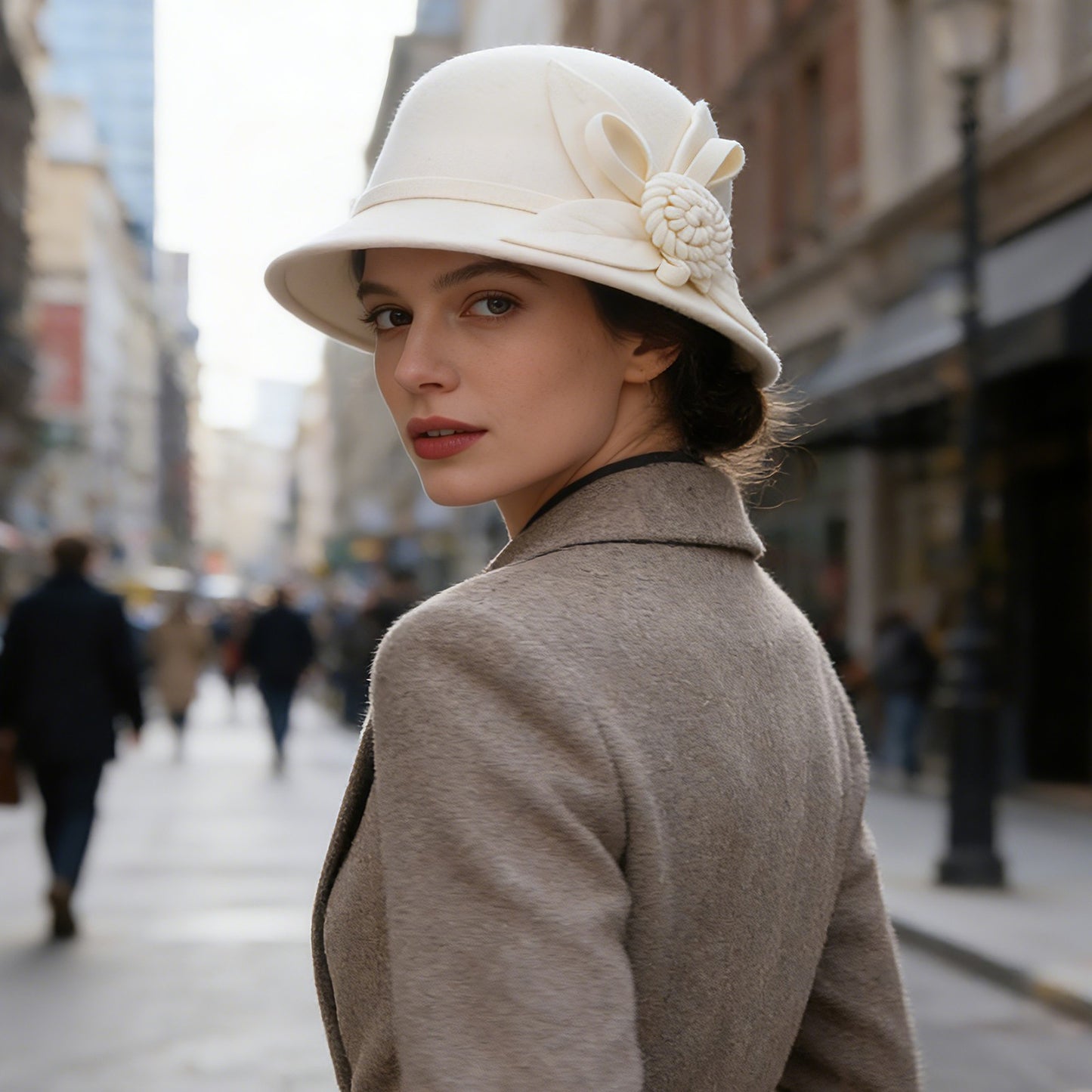 Boniskiss Vintage Elegant Flower Wide Brim Cloche Hat