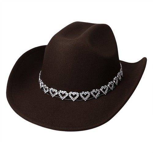 Retro Cowgirl Hat with Heart-Shaped Chain - Boniskiss