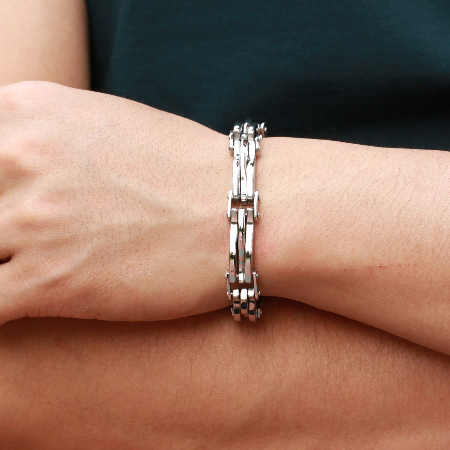 Boniskiss New Arrivals Two Tone Stainless Steel Men's Link Bracelet 8.66 Inch, Silver Golden Colour