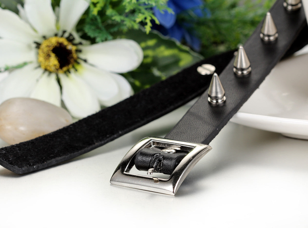 Boniskiss Punk Rock Leather Choker with Spike Rivet