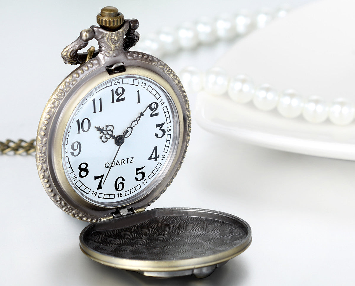 Boniskiss Retro Bronze Tim Burton's Nightmare before Christmas Engraved Quartz Pocket Watch Necklace Locket Pendant 31 Inch Chain