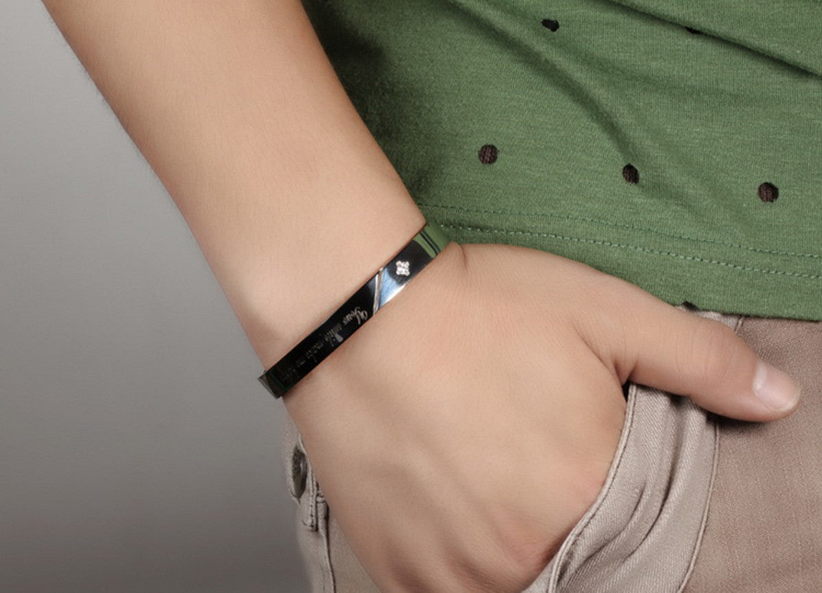 Boniskiss Valentine Romantic Gifts Your Smile Make Me Happy His or Hers Couple Stainless Steel Bangle Bracelet